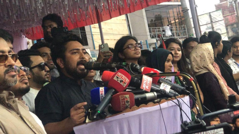 কোন দাবী থেকেই আমরা সরে আসিনি, সংগঠিত হয়ে জনগণের ...