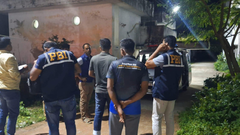 নড়াইলের নড়াগাতীতে নদীতে নারীর ভাসমান মরদেহ উদ্ধার...