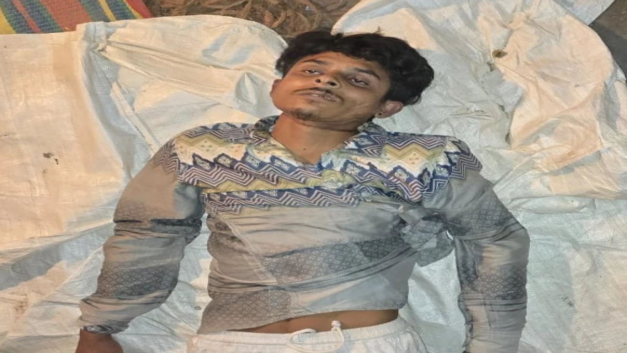 বাউফলে নির্মাণ শ্রমিকের ঝুলন্ত লাশ উদ্ধার...