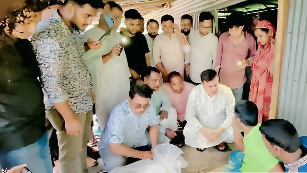 পা হারানো সেই রফিকুল এর পাশে সাবেক এমপি মোশারফ হোস...