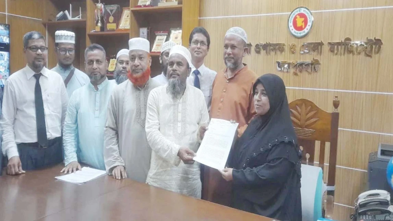 জয়পুরহাটে জামায়াতে ইসলামীর ৫ দফা দাবিতে স্মারকলিপি...