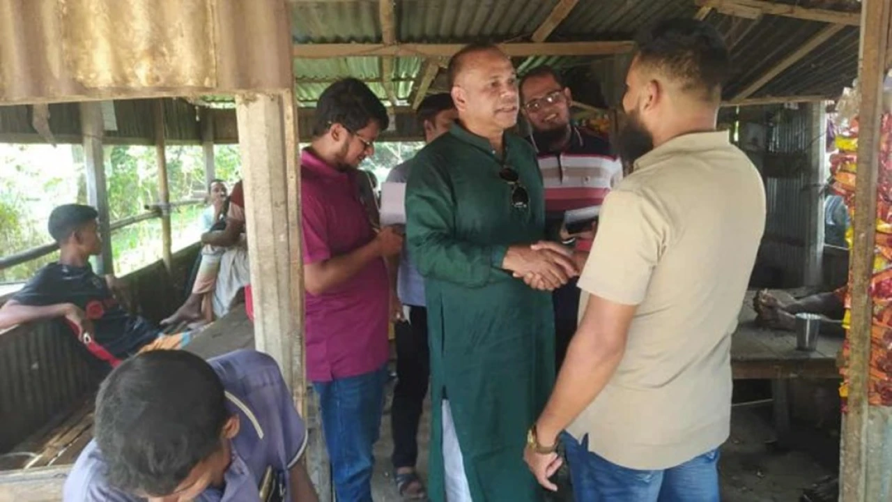 সিংড়ায় তারেক রহমানের ৩১ দফার পক্ষে গণসংযোগ এনায়েত ...