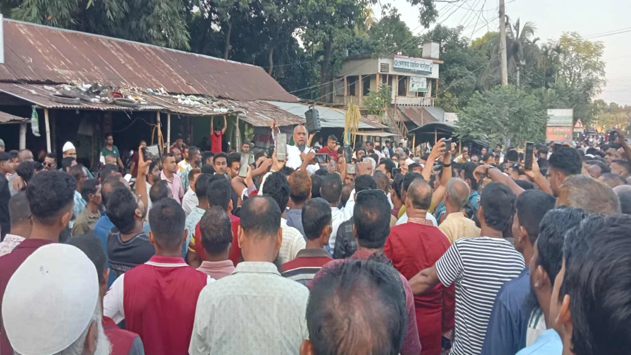 নড়াইলে বিএনপির গণ মিছিল অনুষ্ঠিত 