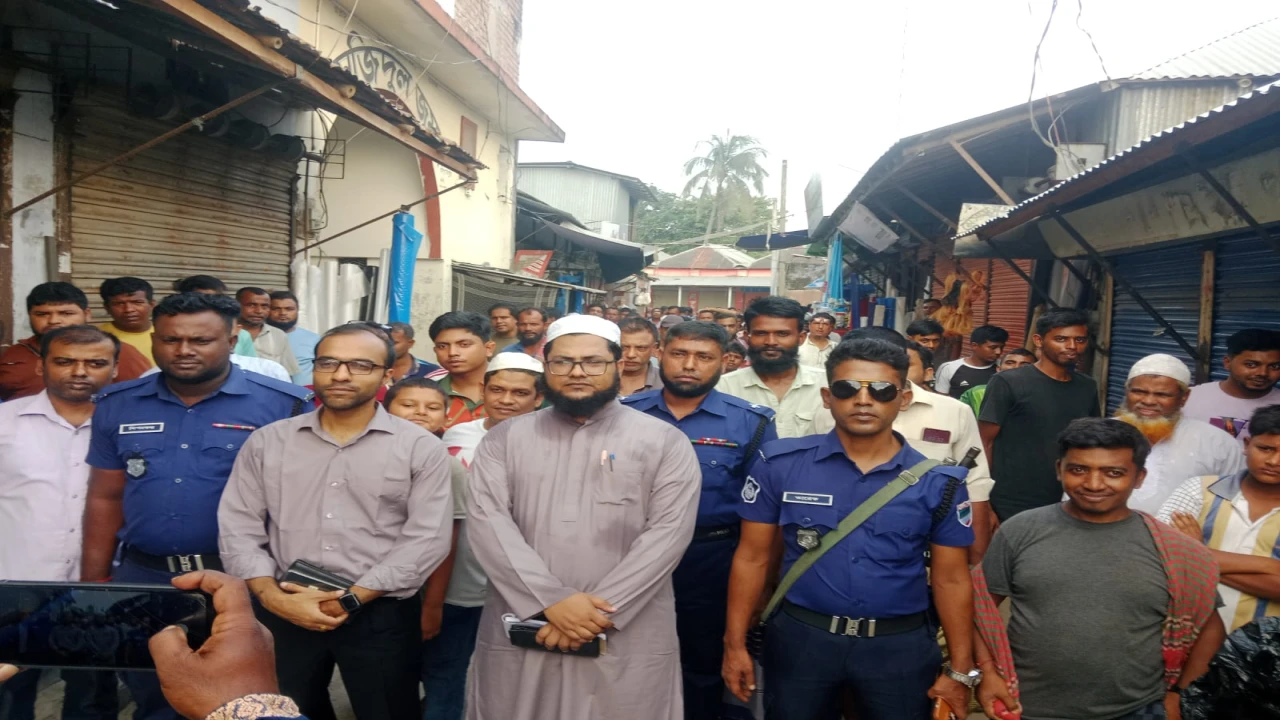 মাগুরার শ্রীপুরে ভোক্তা অধিকারের অভিযান, নগদ অর্থ ...