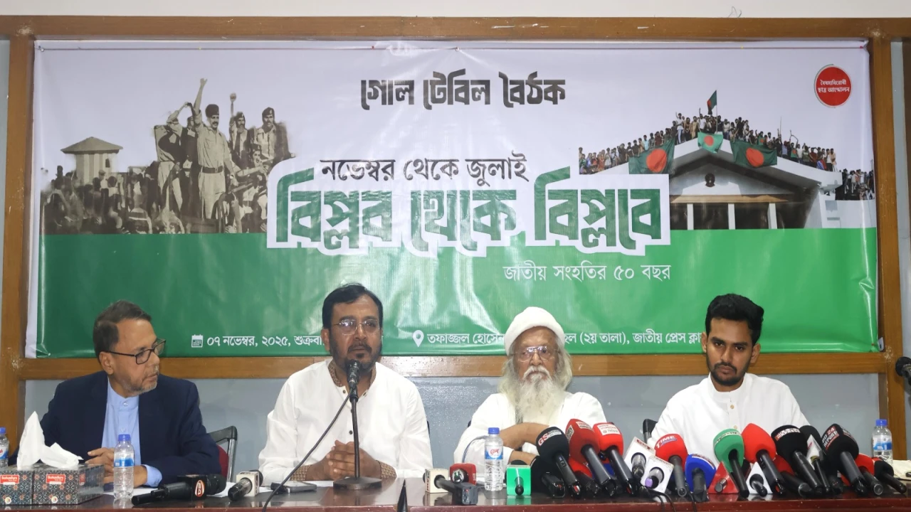 নতুন-পুরাতন দ্বন্দ্বে জুলাই ব্যর্থ হওয়ার আশংকা মজিবুর রহমান মঞ্জুর