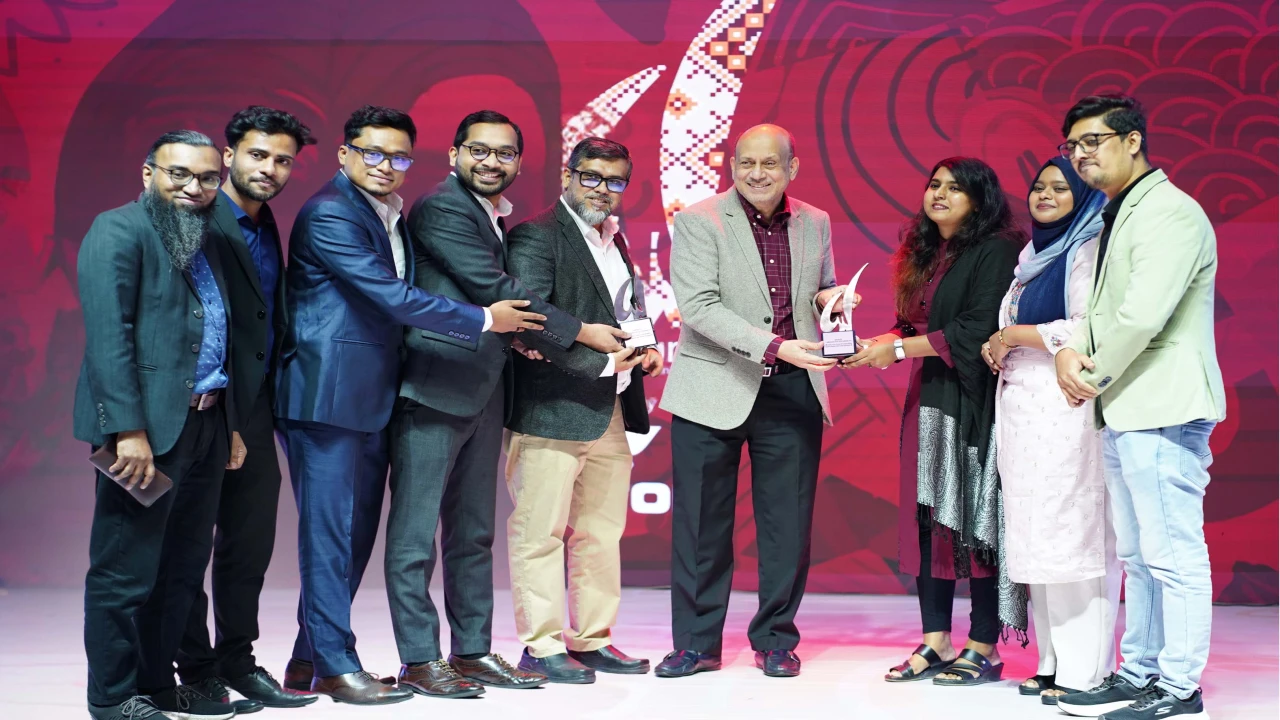 ১৩৪টি বিজ্ঞাপনী প্রচারণাকে সম্মাননা প্রদান করে ১৪তম কমওয়ার্ড অনুষ্ঠিত