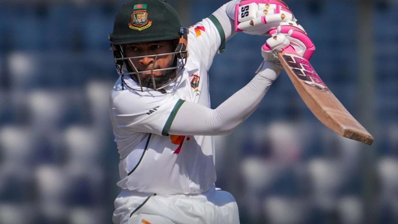 শততম টেস্টে সেঞ্চুরি ইতিহাসের নতুন মাইলফলকে মুশফিকুর রহিম