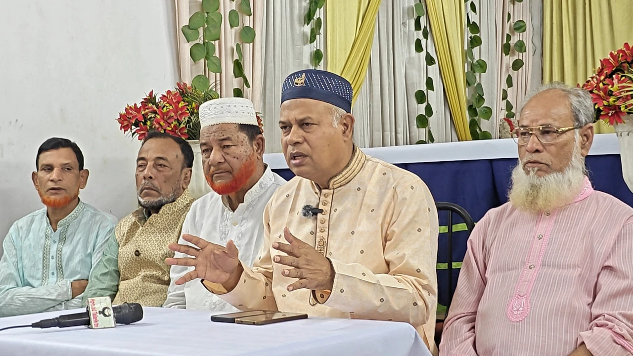 ফুলপুরে সাংবাদিকদের সাথে এমপি প্রার্থীর মতবিনিময় ...