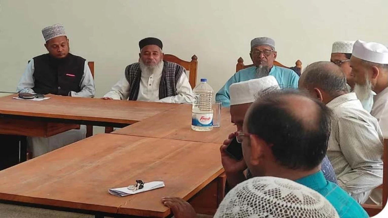 অধ্যক্ষ মোঃ ইজ্জত উল্লাহ পক্ষে গণ সংযোগ অব্যাহত