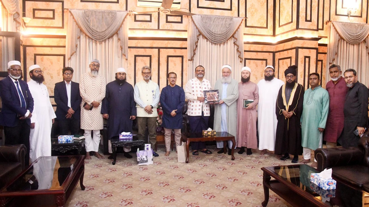 ঢাবি উপাচার্যের সঙ্গে আইডিডিইএফ-এর সভাপতির সাক্ষাৎ