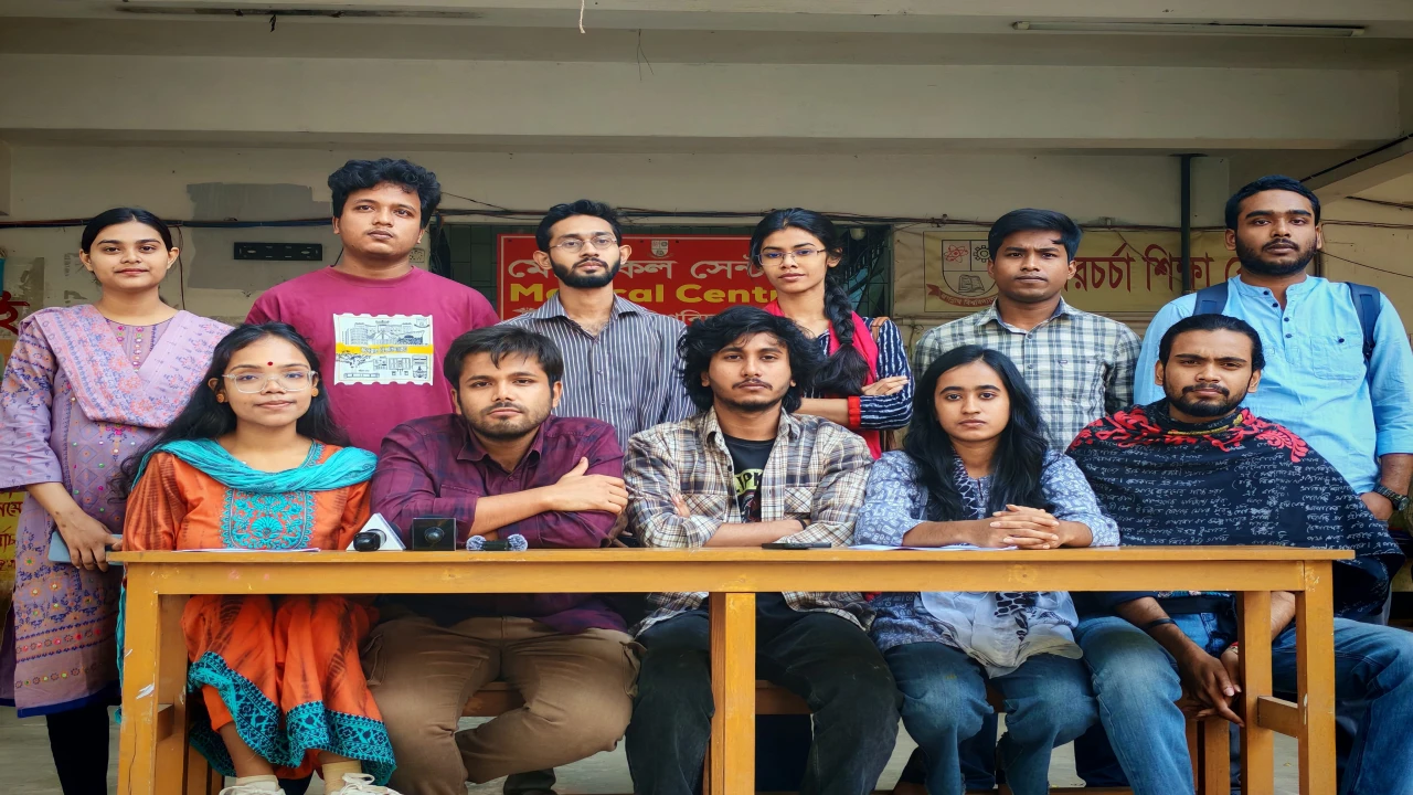 জকসু নির্বাচনে আচরণবিধি লঙ্ঘনে নির্বাচন কমিশনের নীরবতা