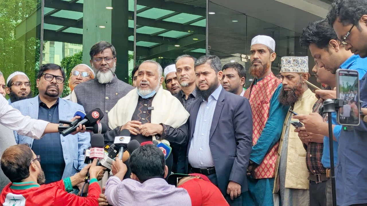 "বৃহৎ রাজনৈতিক দলগুলোর ভিতরে সমঝোতা, বোঝাপড়া এবং নীতিগত ঐক্য আরও প্রয়োজন" 