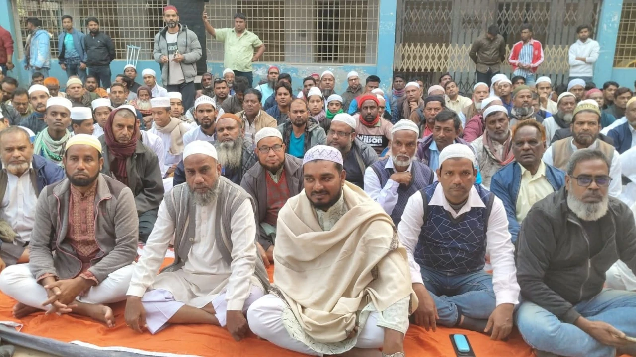 শিবগঞ্জে বেগম খালেদা জিয়ার সুস্থতা কামনায় দোয়া অনু...