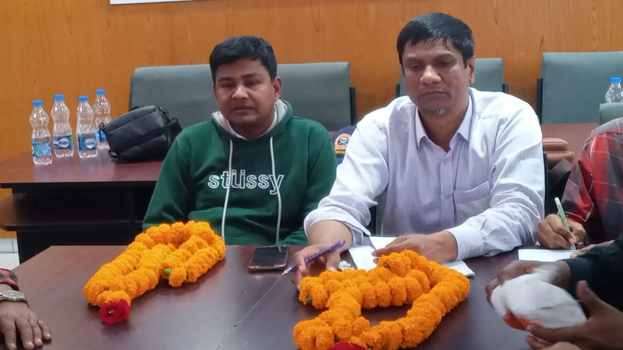 জয়পুরহাট প্রেসক্লাবের ভারপ্রাপ্ত সভাপতি মাশরেকুল আ...