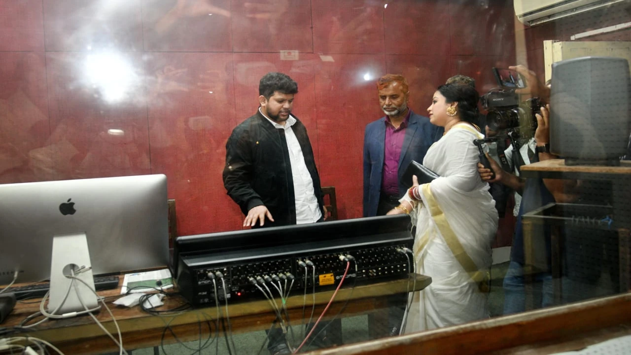 বাংলাদেশের চলচ্চিত্রকে বিশ্ব দরবারে উপস্থাপন করতে সংশ্লিষ্ট সকলকে কাজ করতে হবে : মাহফুজ