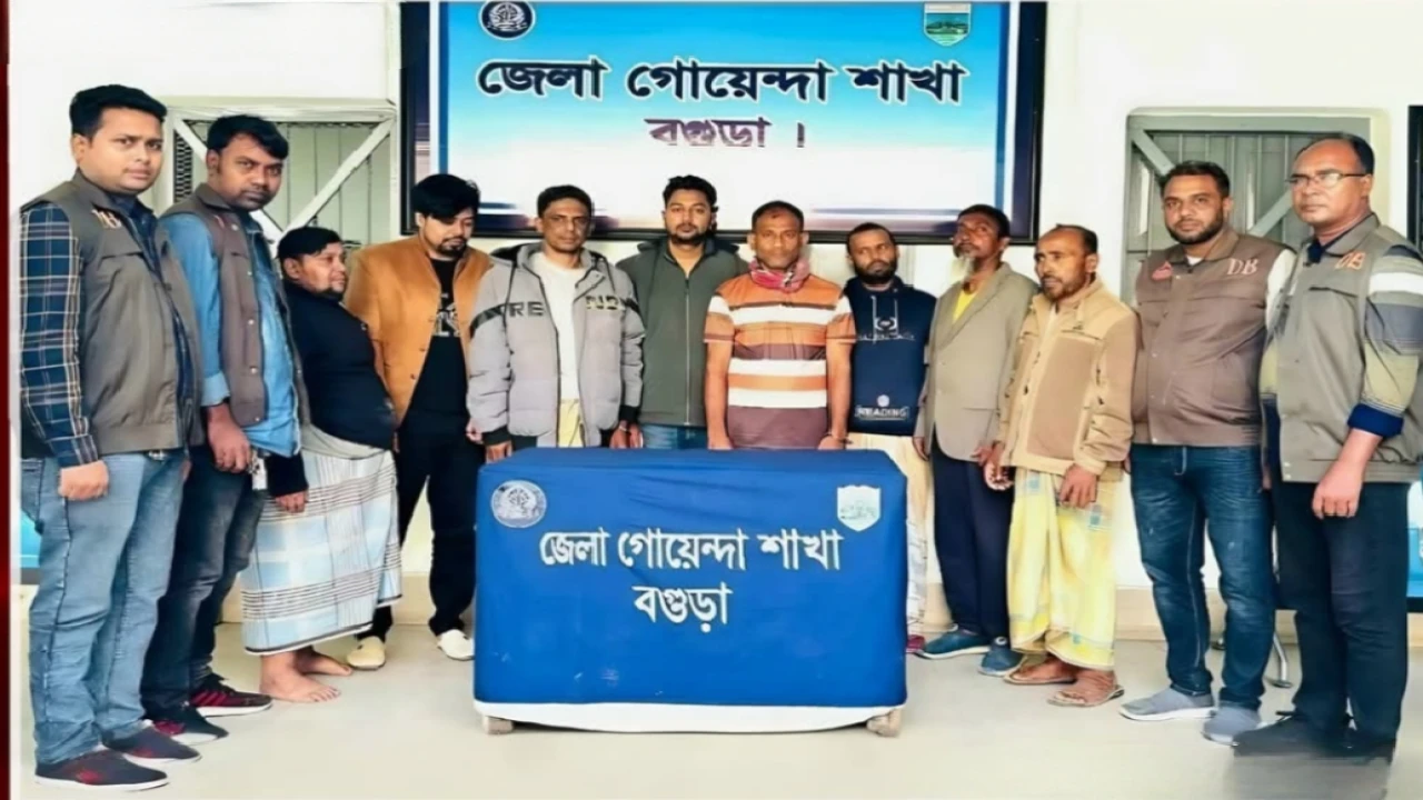 বগুড়ায় বিশেষ অভিযানে যুবলীগ ও ছাত্রলীগের ৮ নেতাকর্...