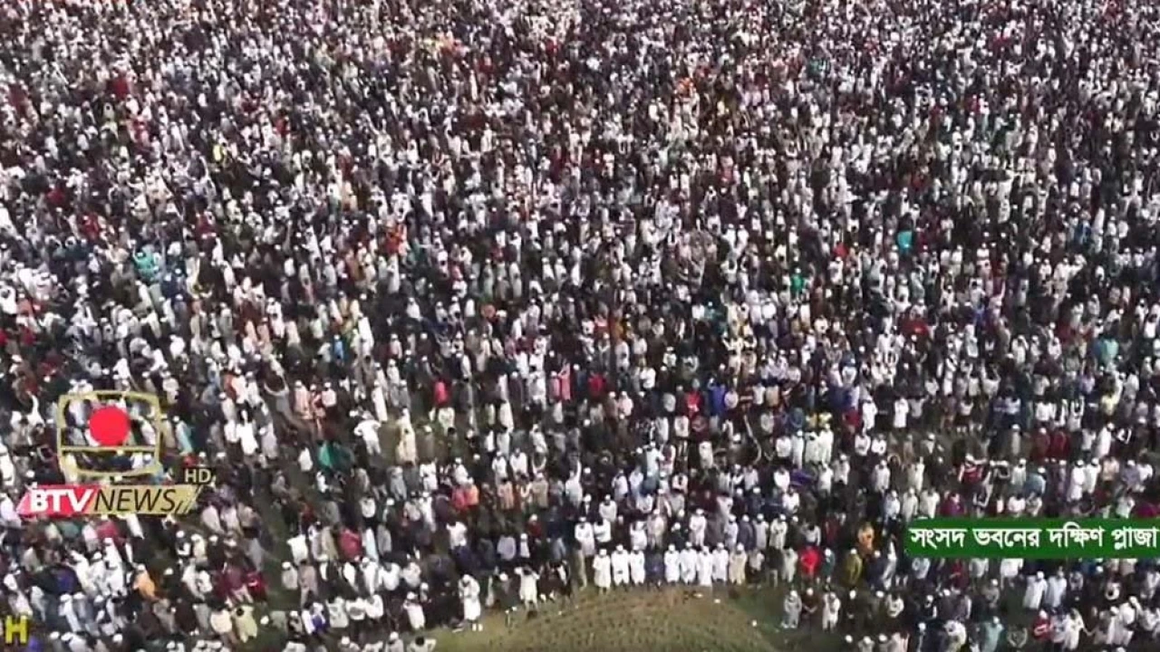 শহীদ  ওসমান হাদির জানাজা সম্পন্ন