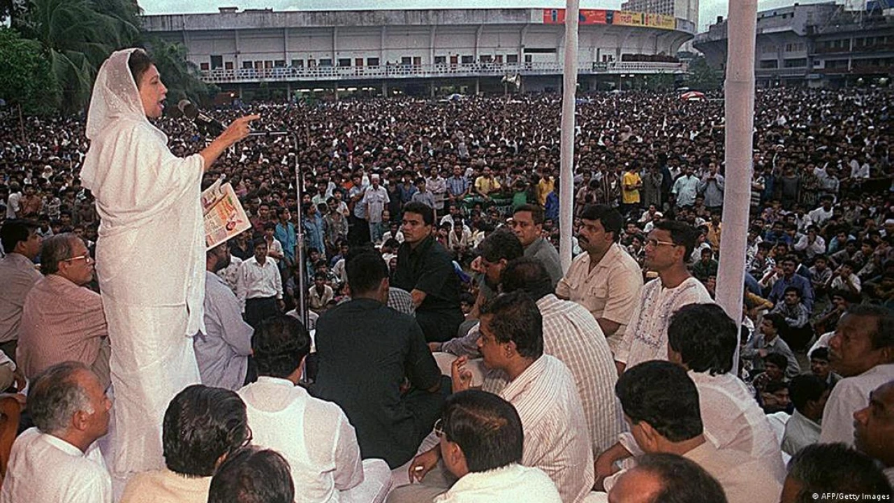 খালেদা জিয়া: পরিচ্ছন্ন রাজনীতির জননী ও আপসহীনতার এক মহাকাব্য