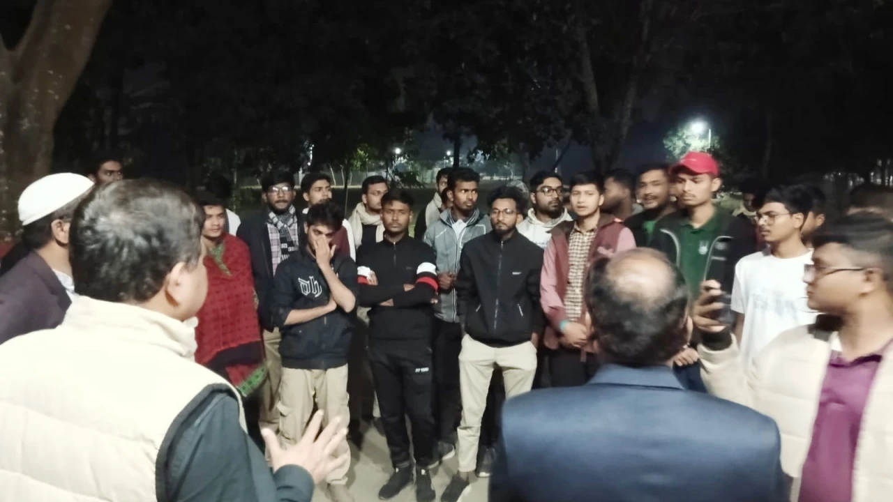 ব্রাকসু আদায়ে বাধা হলে তার বিরুদ্ধেই আন্দোলনের ঘোষণা