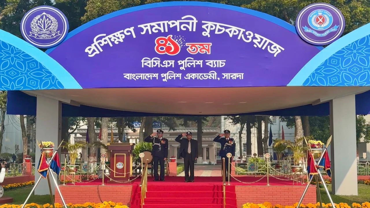 পুলিশ কোনো রাজনৈতিক দলের রক্ষক নয়: স্বরাষ্ট্র উপদে...