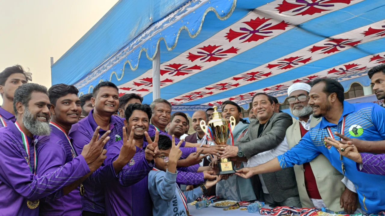 মিডিয়া কাপ ক্রিকেট টুর্নামেন্টের ফাইনালে চ্যাম্পিয়ন টেলিভিশন ক্যাপিটালস টিম