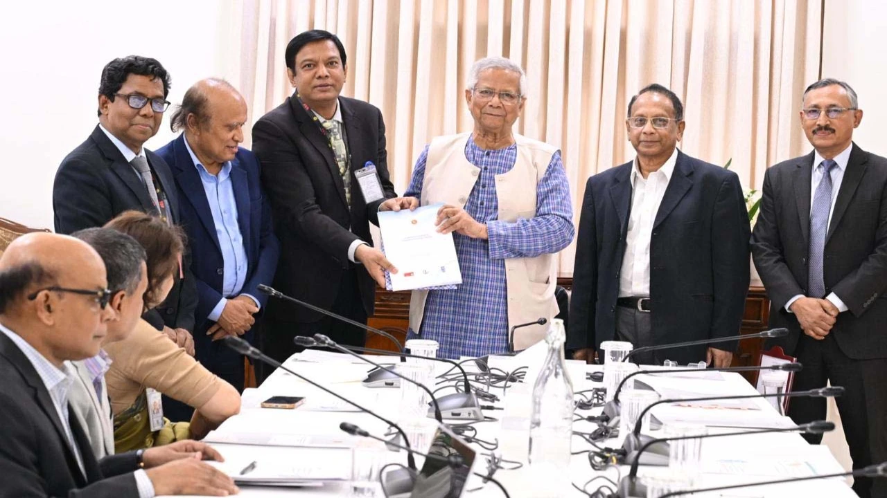 প্রশিক্ষণ প্রতিষ্ঠানের কার্যক্রম ও প্রাতিষ্ঠানিক মূল্যায়ন সংক্রান্ত প্রতিবেদন পেশ