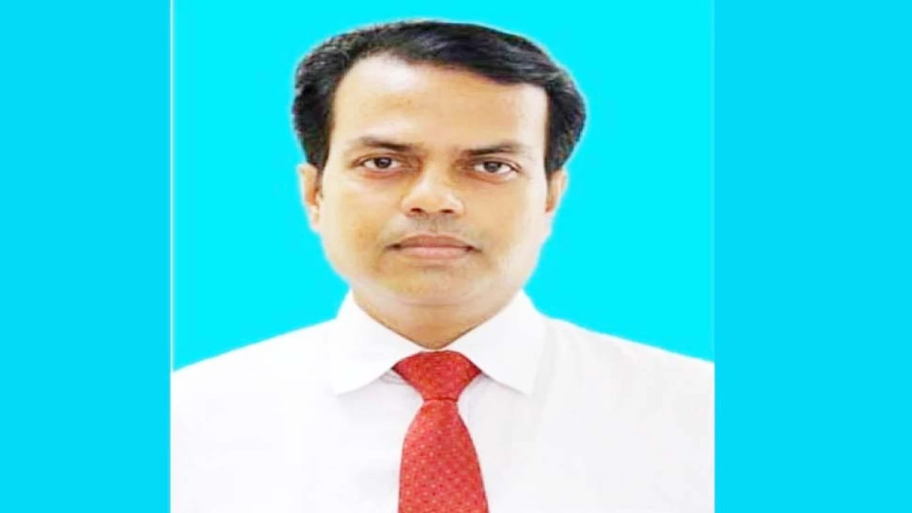 বরিশালে সাংবাদিকদের ওপর ডিসির ক্ষোভ: নির্বাচনী কার...