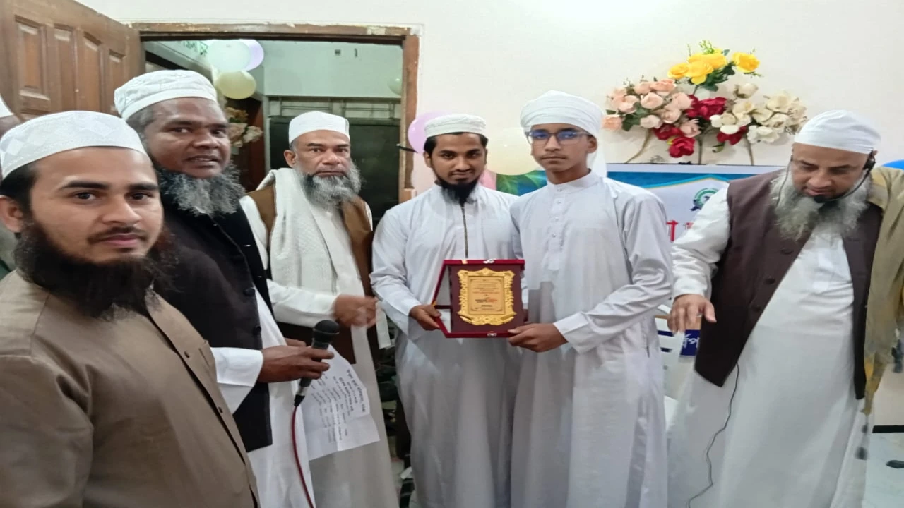 উম্মুল কুরা মাদ্রাসার হিফজ সম্পন্ন কৃতি 