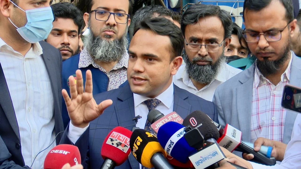 রাজশাহীতে সামারি কোর্টের অভিযান: তিন প্রতিষ্ঠানকে ৪০ হাজার টাকা জরিমানা