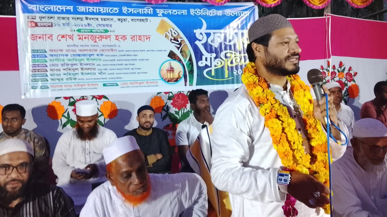 মাহে রমজানের শিক্ষা নিয়ে আমাদের জীবনকে কোরআনের আলো...