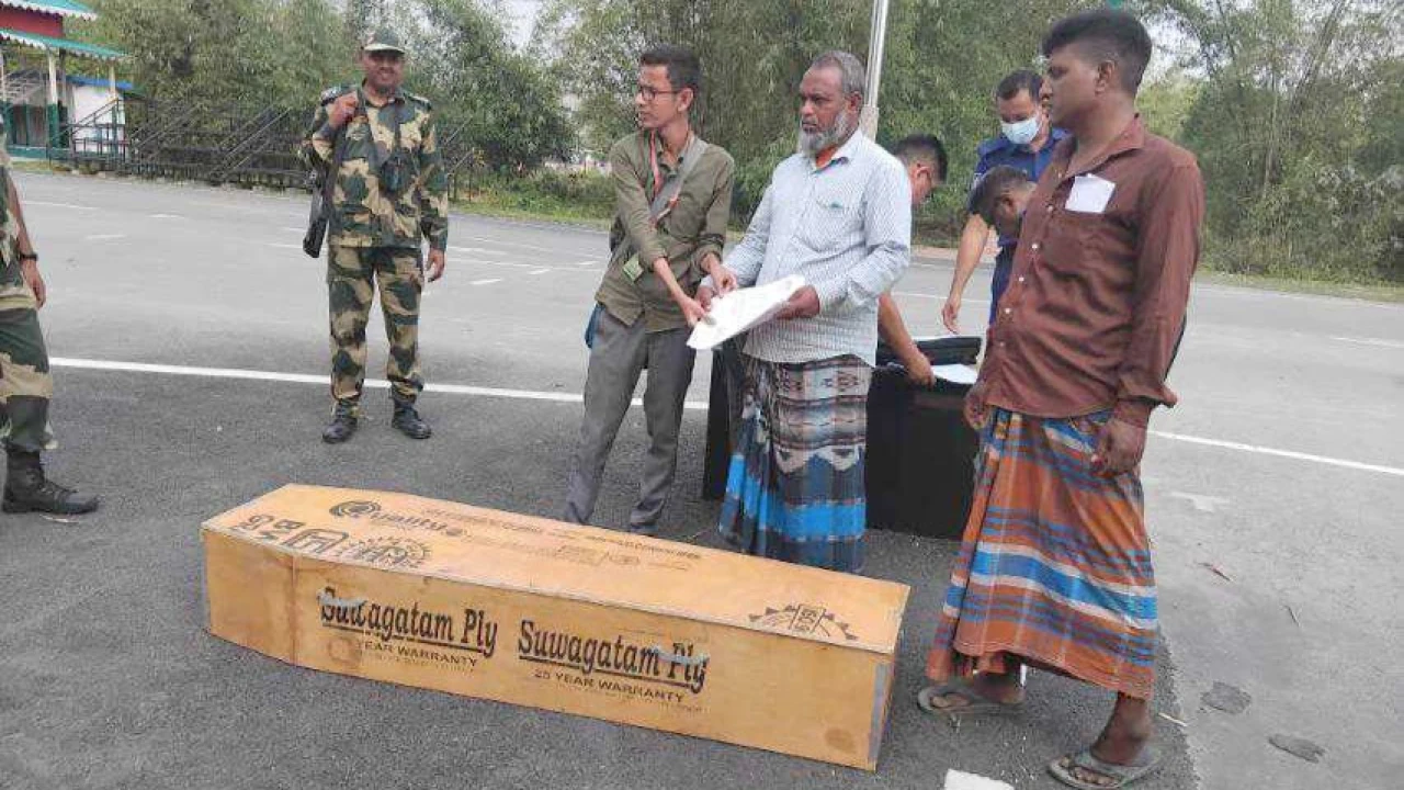 বিএসএফের হাতে আটক আজিজুর, ১১ মাস পর লাশ হয়ে ফেরা—স্বজনদের আহাজারি