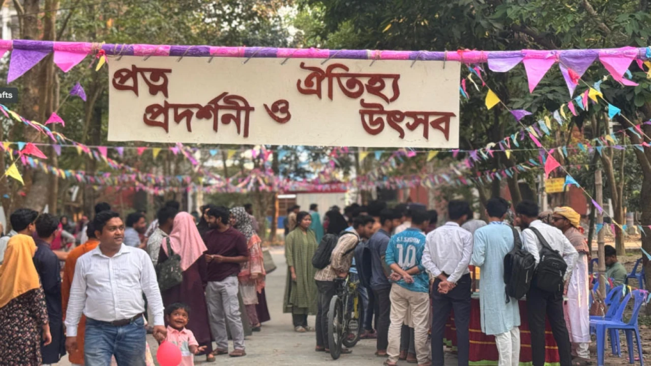 বেরোবিতে ইতিহাস বিভাগের আয়োজনে প্রত্নপ্রদর্শনী: ফিরে দেখা প্রাচীন ঐতিহ্য 