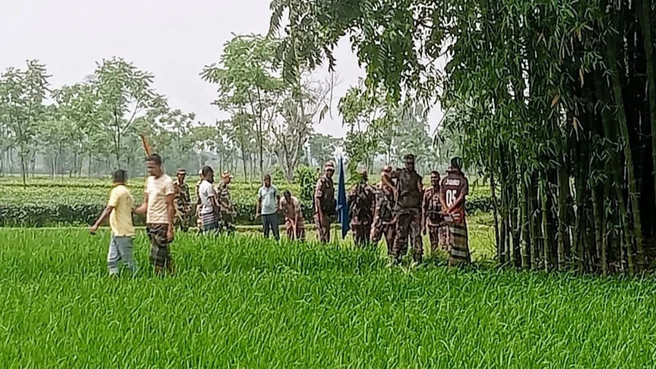 সীমান্তে বিএসএফের গুলিবর্ষণ ইস্যুতে বিজিবি-বিএসএফ ব্যাটালিয়ন কমান্ডার পর্যায়ে স্পট মিটিং
