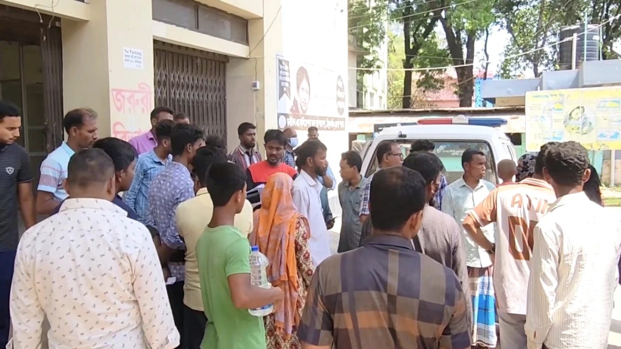 ঠাকুরগাঁও জেনারেল হাসপাতালে চিকিৎসকের অবহেলায় এক শিশু মৃত্যুর অভিযোগ