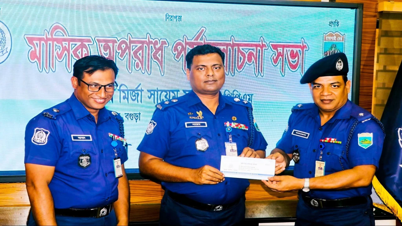 টানা সপ্তমবার শ্রেষ্ঠ ইনচার্জ হলেন সারওয়ার পারভেজ