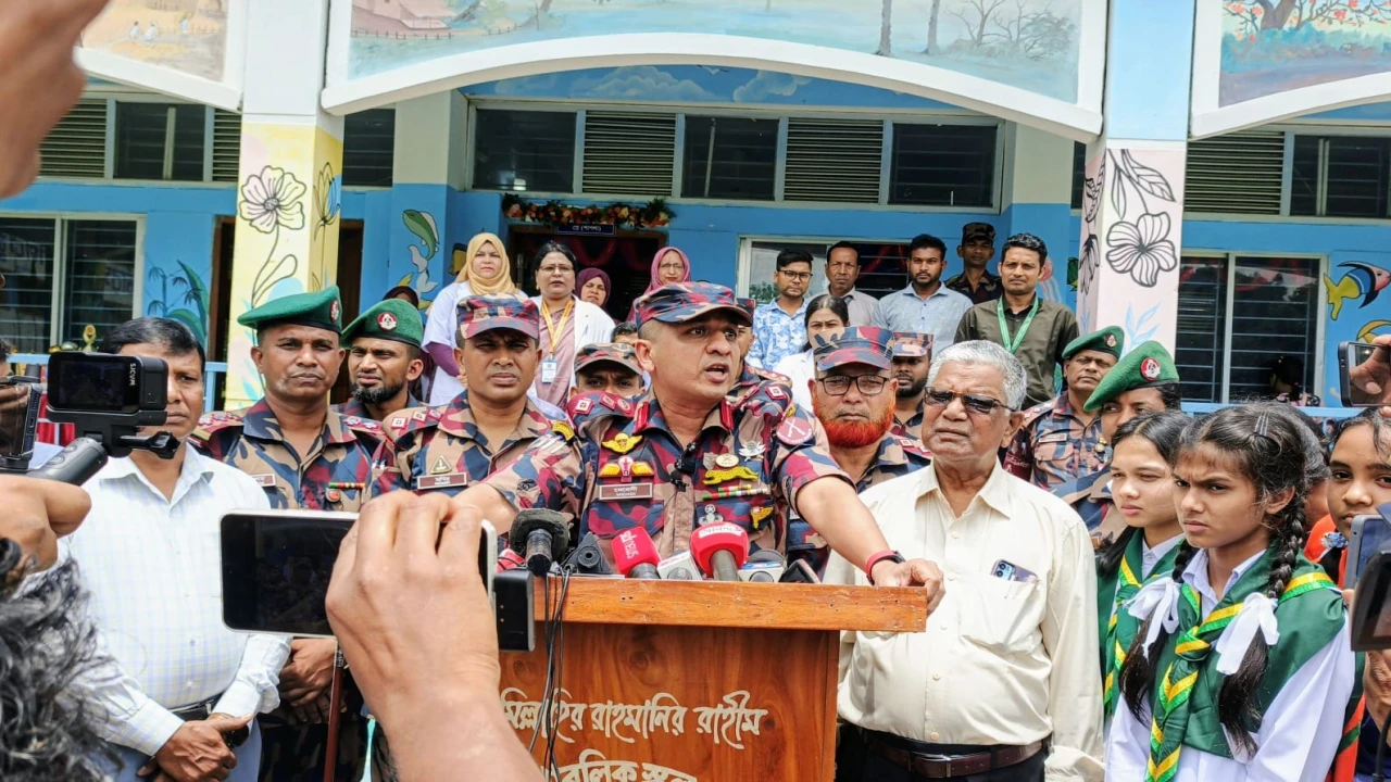 লালমনিরহাটে শিশুদের আনন্দমুখর শিক্ষা: বর্ডার গার্ড স্কুলের উদ্যোগ