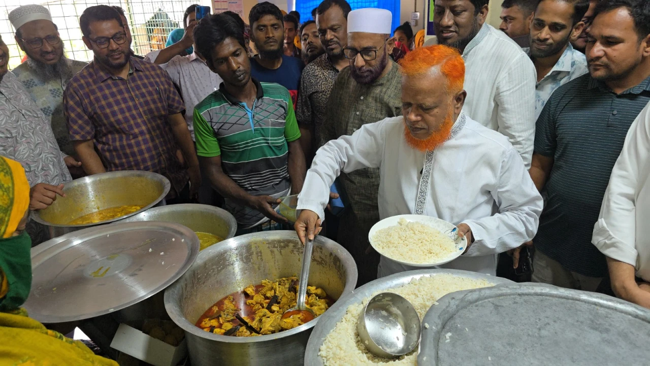 চাঁপাইনবাবগঞ্জ সদর হাসপাতালে সব রোগীর জন্য খাবার নিশ্চিত