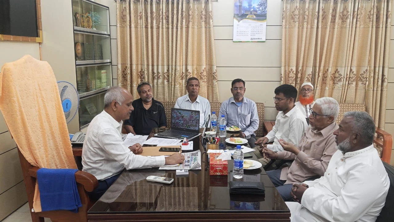 সিরাজগঞ্জে ইসলামিয়া সরকারি কলেজের মাঠ সৌন্দর্য্য বর্ধন করণের জন্য পরামর্শ বৈঠক