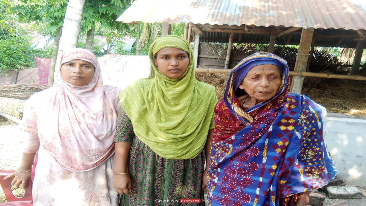 জমির দাম পরিশোধ না করেই বদলি হলেন শালিখার সাবেক ইউ...