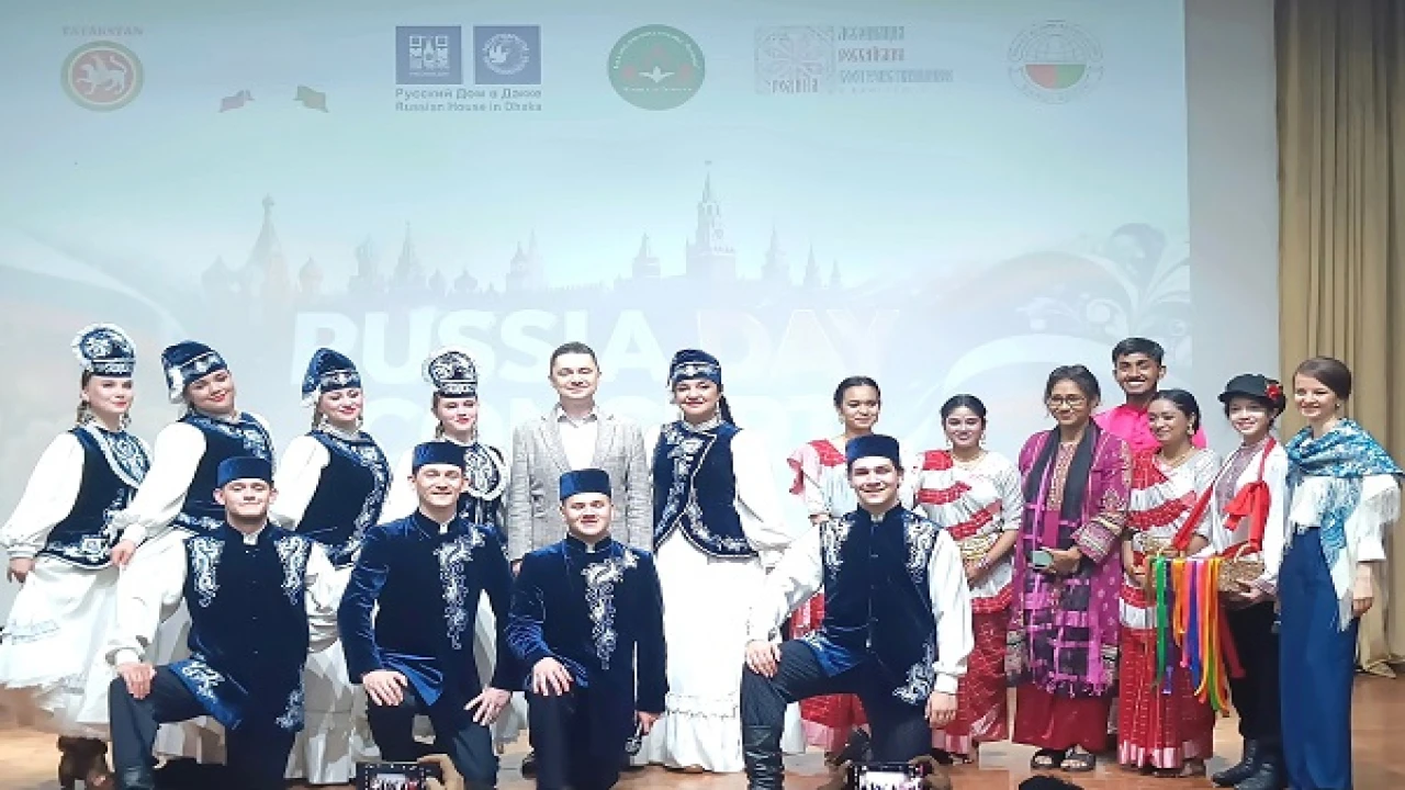 রুশ-বাংলাদেশি বন্ধুত্বের বার্তা ছড়াল আন্তর্জাতিক কনসার্ট, প্রদর্শনী ও সাংস্কৃতিক মেলা