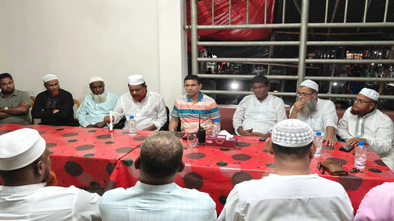 ফুলপুরে ব্যবসায়ীদের সাথে ওসি'র মতবিনিময় সভা অনুষ্...