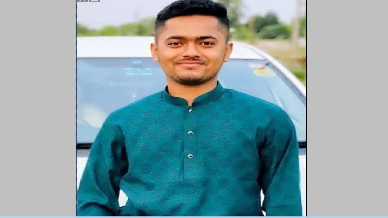 টঙ্গীতে সন্ত্রাসীর হামলায় গ্রিন ইউনিভার্সিটির শিক্ষার্থীর মৃত্যু 