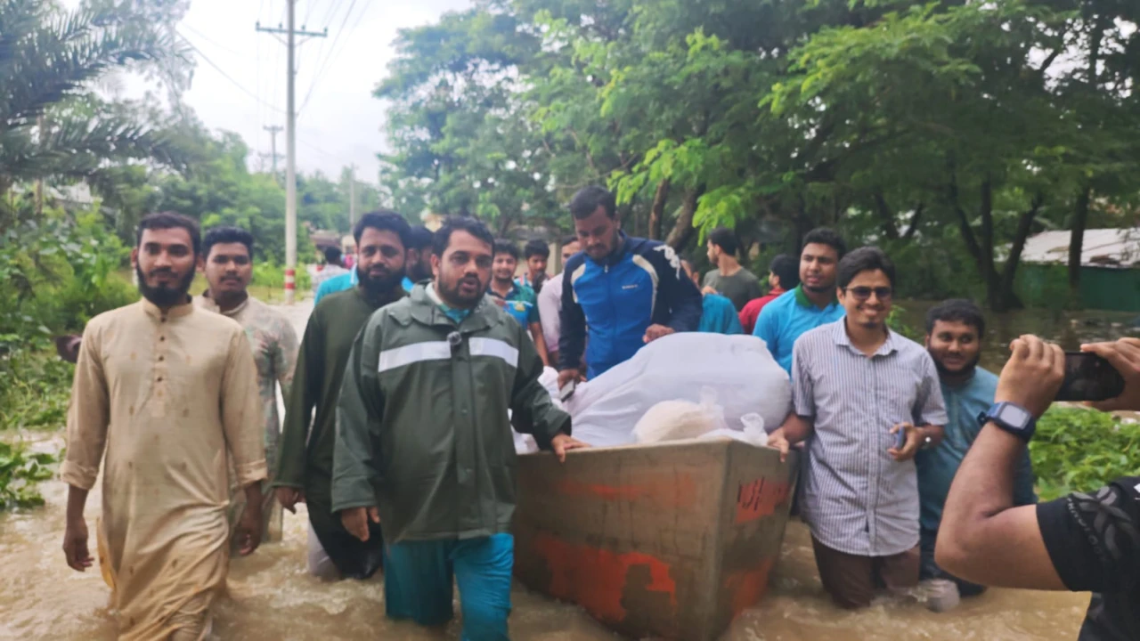 বন্যাকবলিত চট্টগ্রাম, কক্সবাজার, বান্দরবান ও রাঙ্গ...