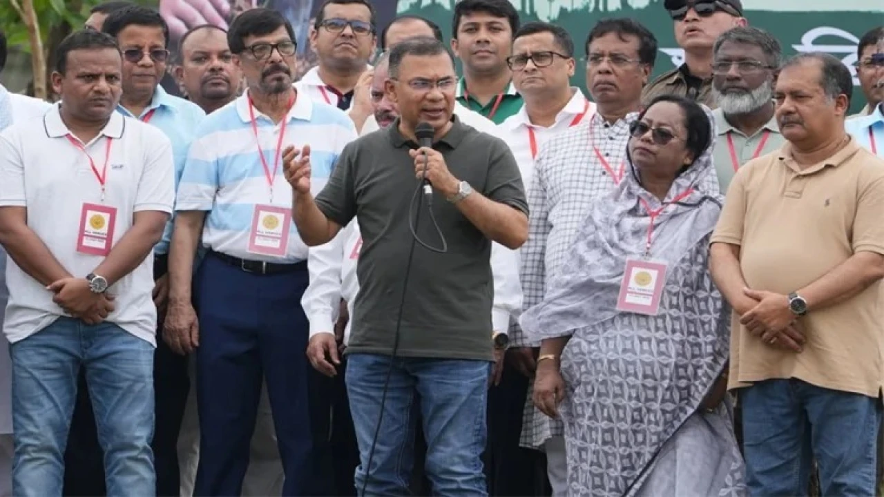 আমরা সকলে মিলে স্বৈরাচারকে বিদায় করেছি, এবার দেশ গড়ার কাজে সবাইকে এগিয়ে আসতে হবে: বরিশালে প্রধানমন্ত্রী