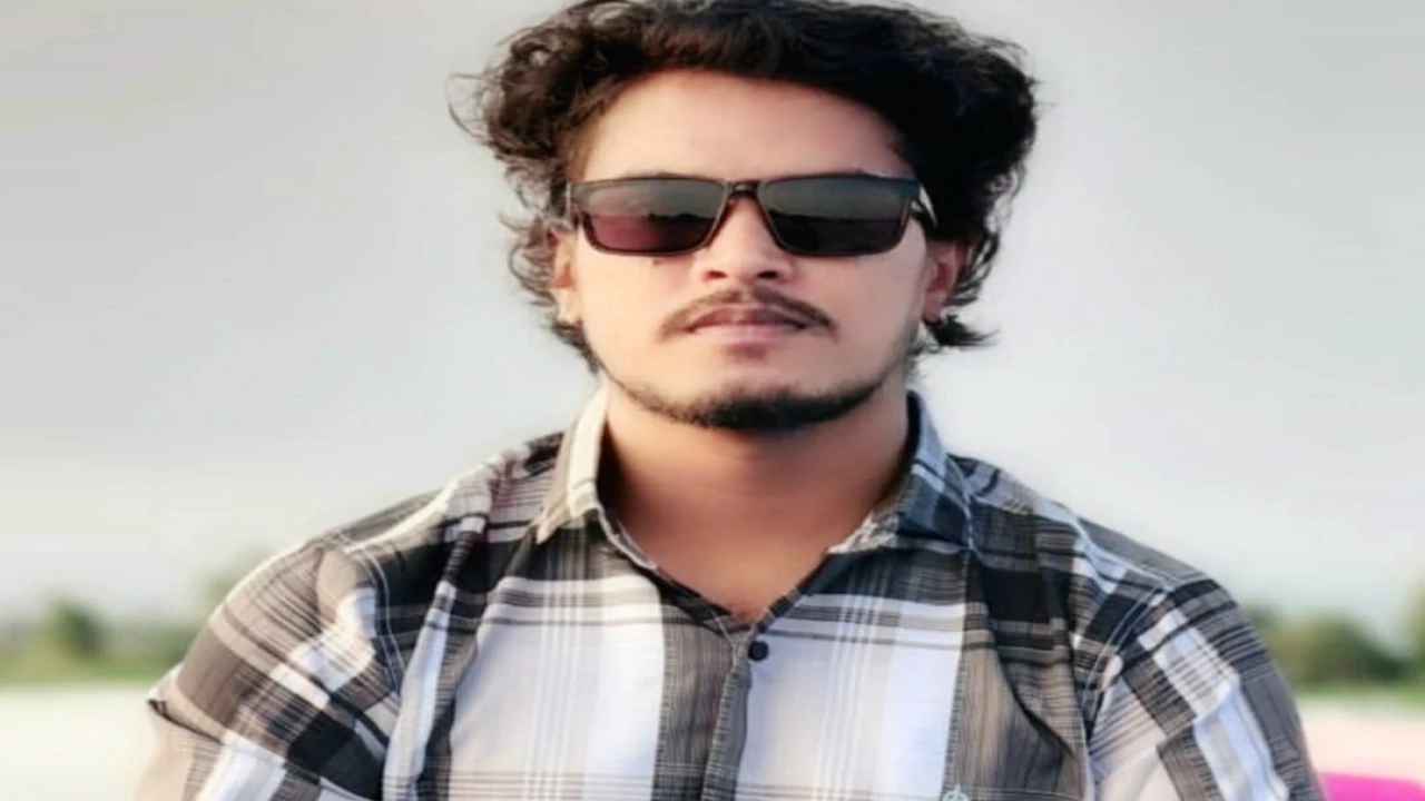 শরীরে বয়ে বেড়াচ্ছে একটি গুলি, তবুও থামেনি সংগ্রাম: অদম্য জুলাই যোদ্ধা মো. আরিফুল ইসলাম