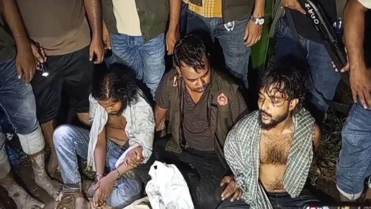 বগুড়ায় সন্ত্রাসী চক্রের গোপন আস্তানায় ডিবির অভিযান, গ্রেপ্তার ৩