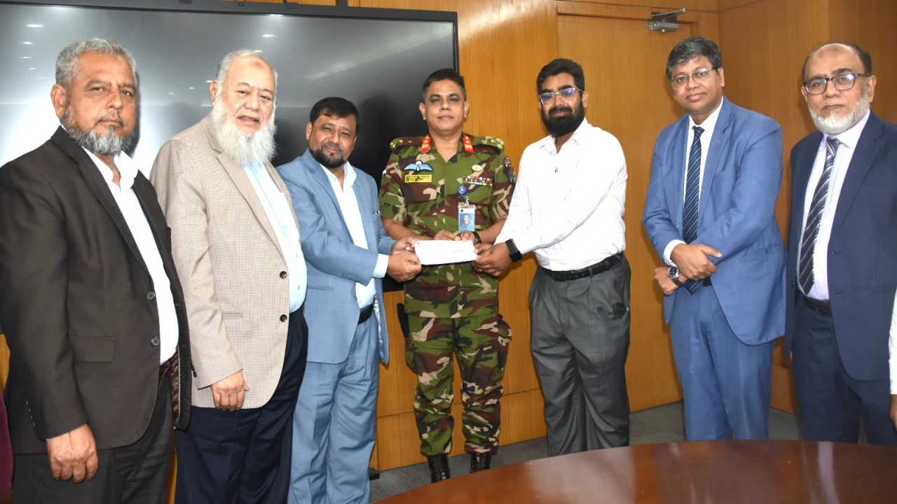 বিকেএসপিকে ৩ লাখ টাকা দাবী পরিশোধ করলো ন্যাশনাল লাইফ ইনস্যুরেন্স
