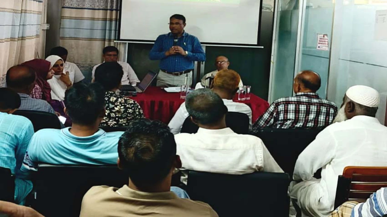 ময়মনসিংহে পলিথিন শপিং ব্যাগ ব্যবহার বন্ধে মতবিনিময় সভা