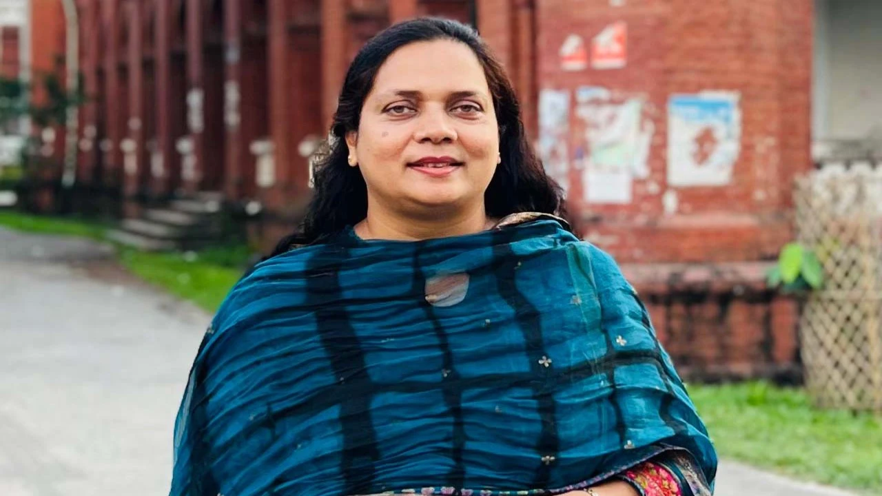 অটোরিকশাকে দোষ দিয়ে বিদ্যুৎ সংকটের সমাধান হবে না মনে করেন অন্যচিত্র ফাউন্ডেশনের নির্বাহী রেবেকা 