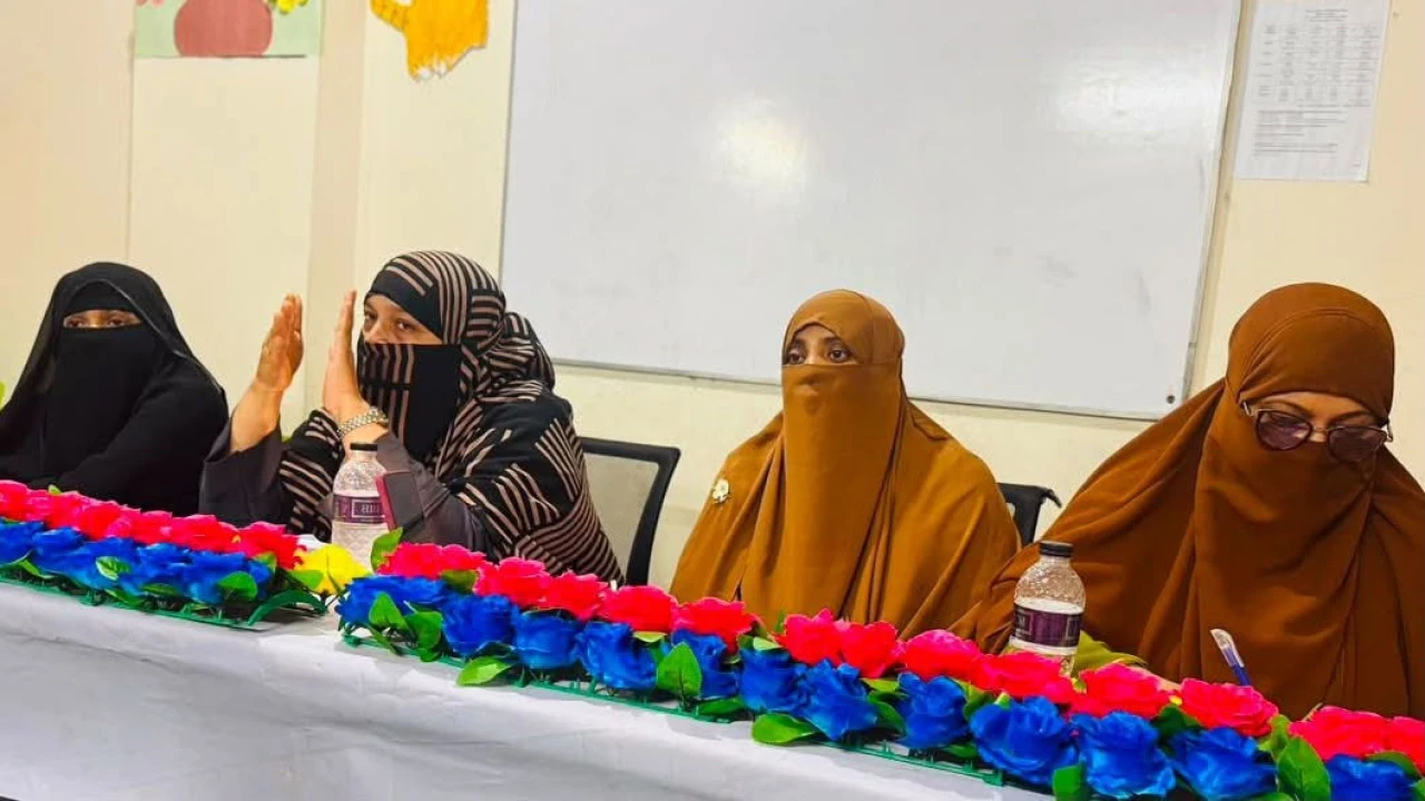 শুধু পরিবহন নয় প্রতিটি কর্মস্থলে ও শিক্ষাপ্রতিষ্ঠানে নারীদের জন্য পৃথক ব্যবস্থাপনা চাই-- ইসলামী মহিলা মজলিস 
